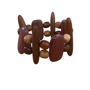 Exotic wood stretch bracelet.